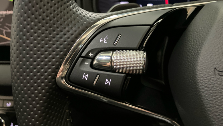 Skoda Karoq 1.5 TSI Sport Line 5dr DSG Petrol Estate